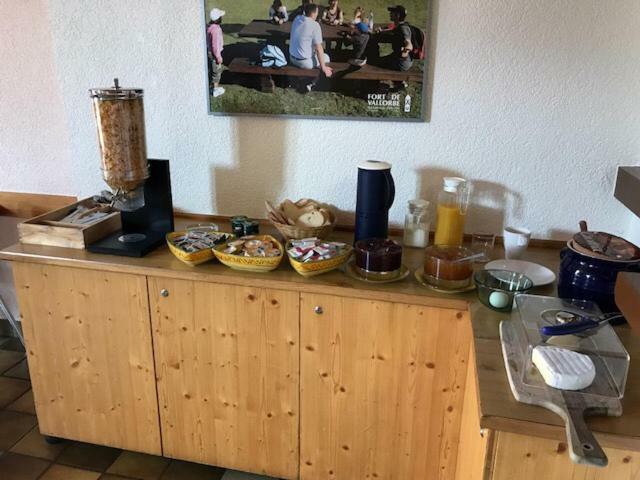 Auberge Pour Tous Vallorbe Exteriér fotografie